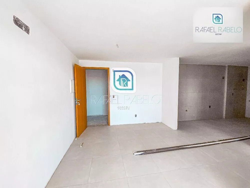 Apartamento à venda com 3 quartos, 93m² - Foto 2