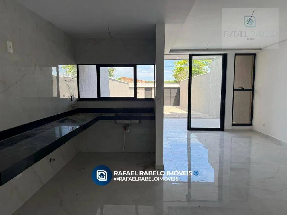 Casa, 4 quartos, 145 m² - Foto 2