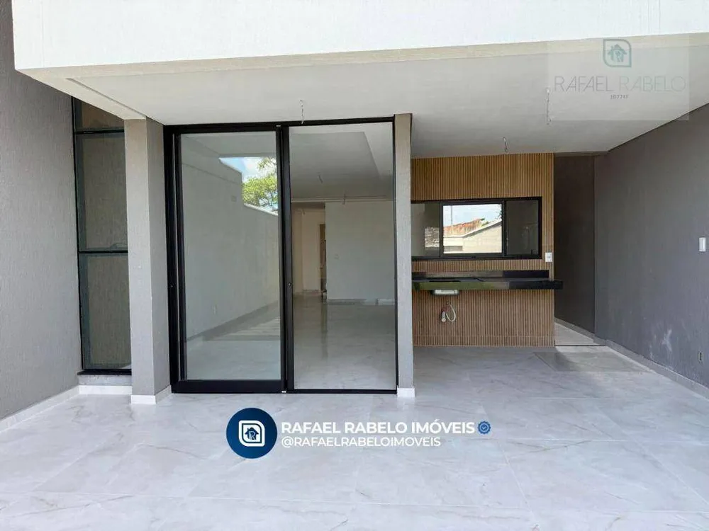 Casa, 4 quartos, 145 m² - Foto 1
