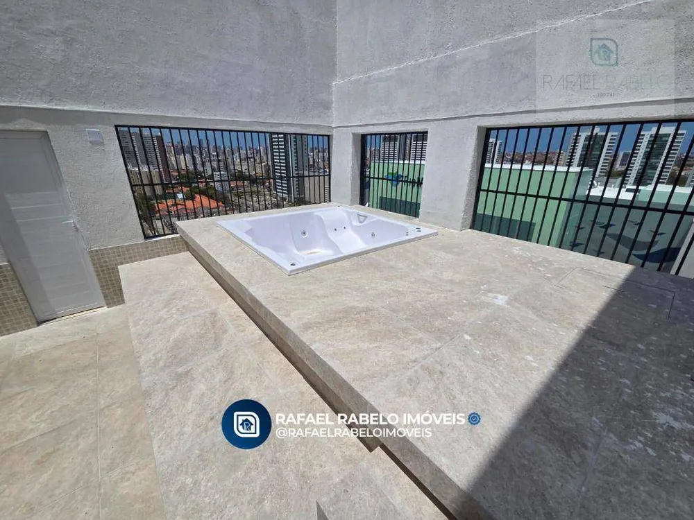 Cobertura, 4 quartos, 251 m² - Foto 2