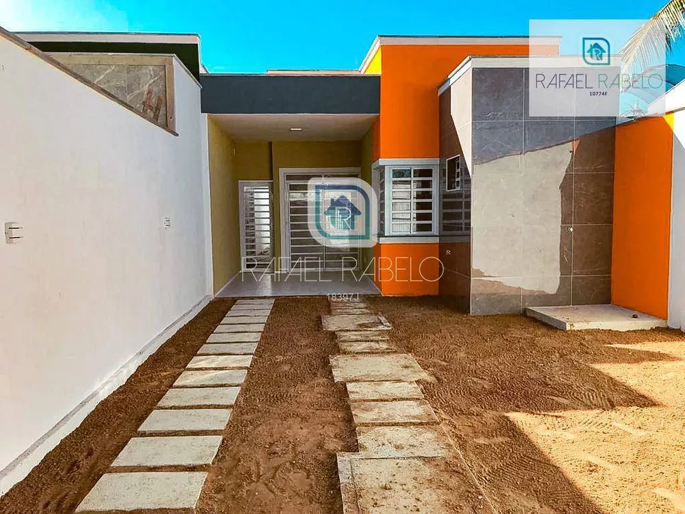 Casa à venda com 3 quartos, 93m² - Foto 1