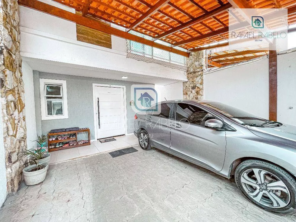 Casa à venda com 3 quartos, 127m² - Foto 1