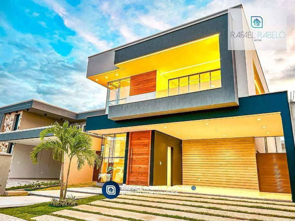 Casa de Condomínio à venda com 5 quartos, 250m² - Foto 2