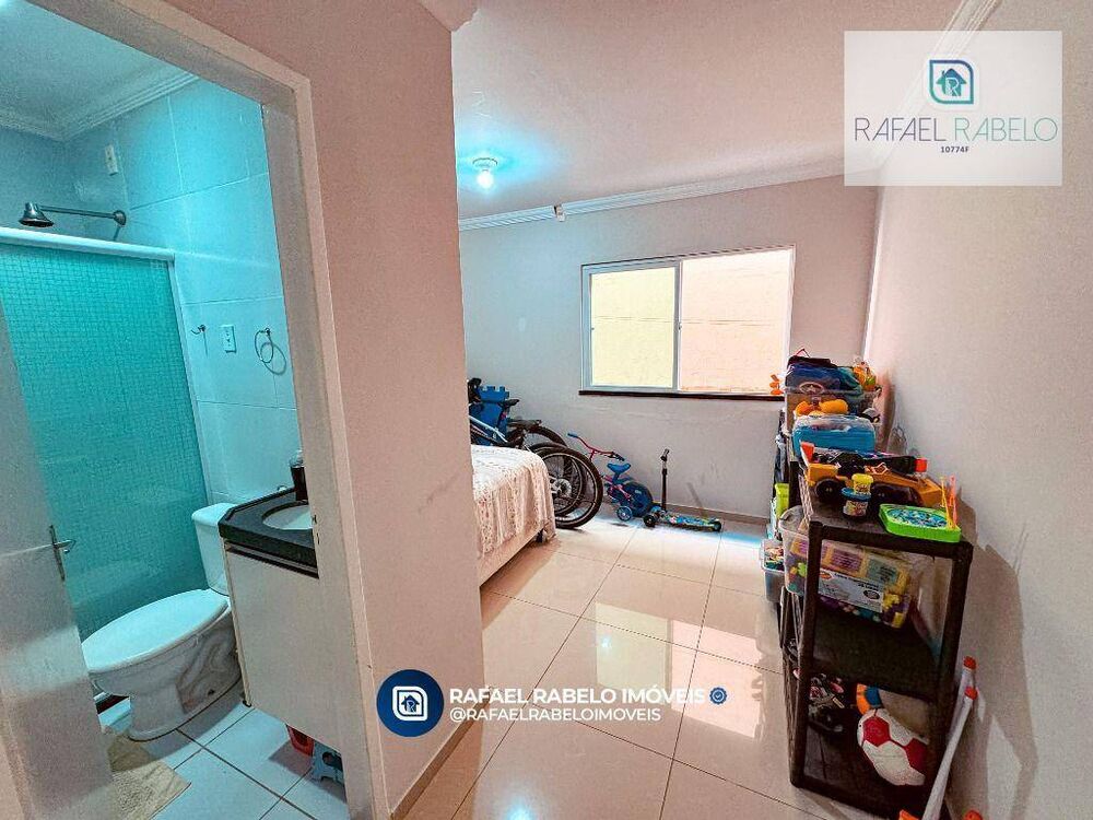 Casa à venda com 4 quartos, 196m² - Foto 3