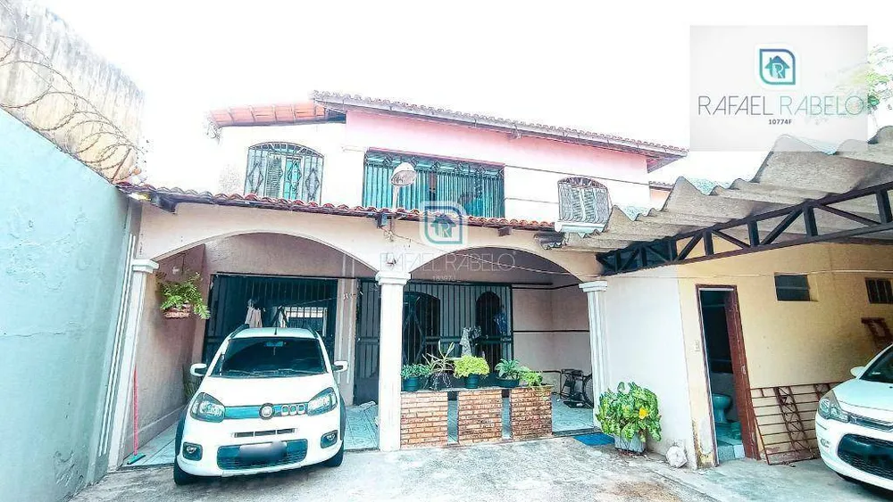 Casa, 6 quartos, 274 m² - Foto 1