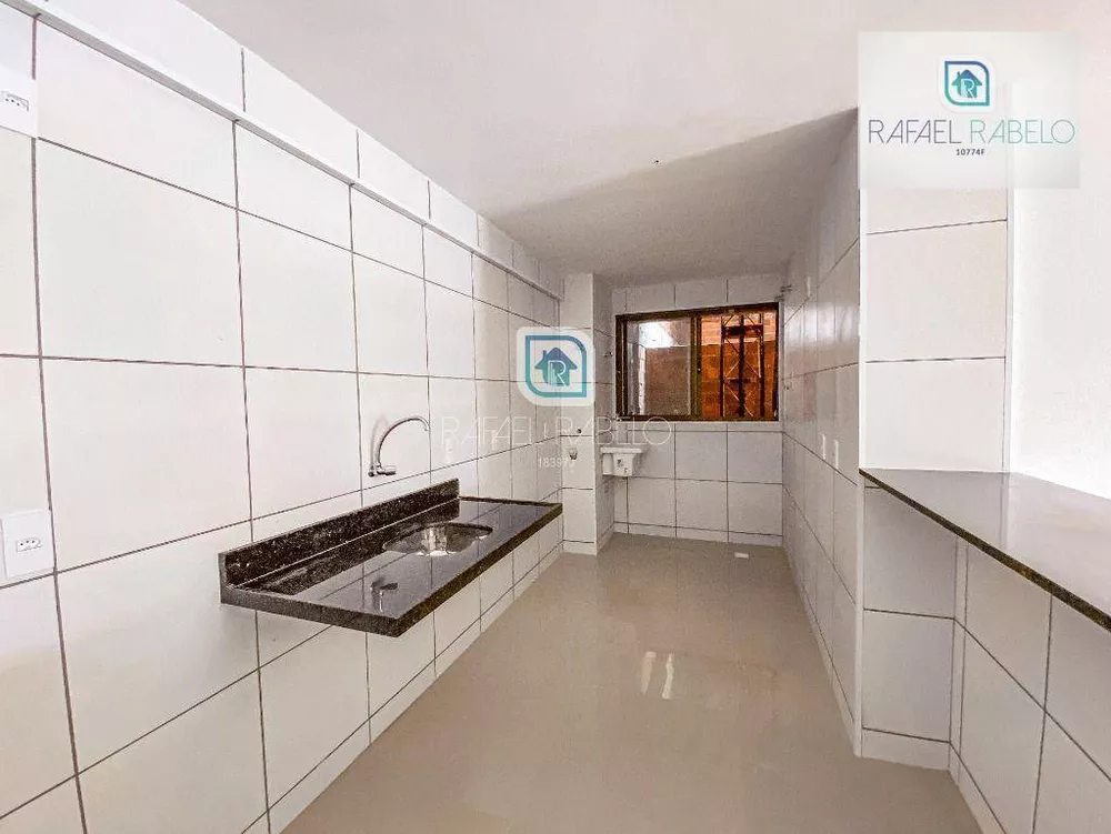 Apartamento à venda com 3 quartos, 83m² - Foto 2