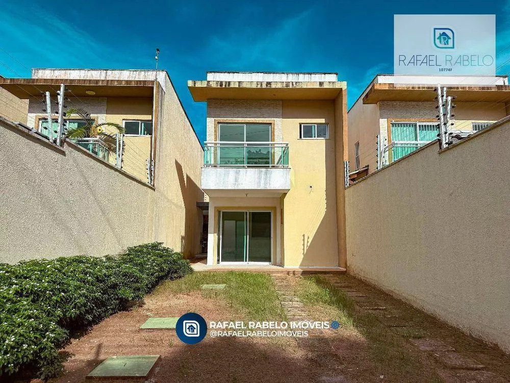 Casa à venda com 3 quartos, 124m² - Foto 1