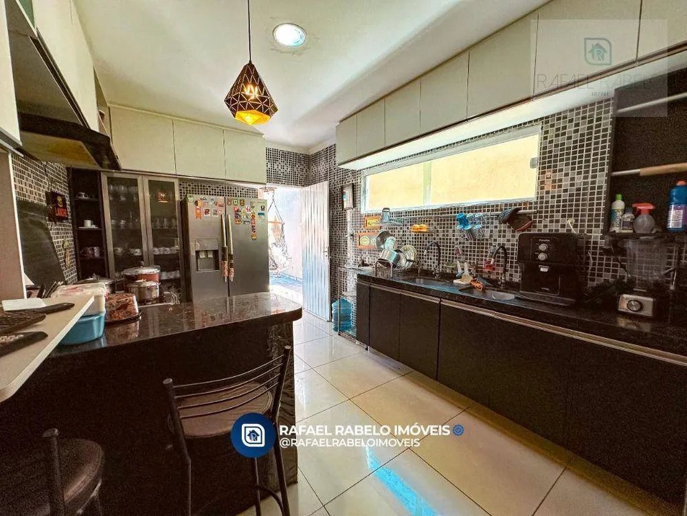 Casa, 5 quartos, 328 m² - Foto 6