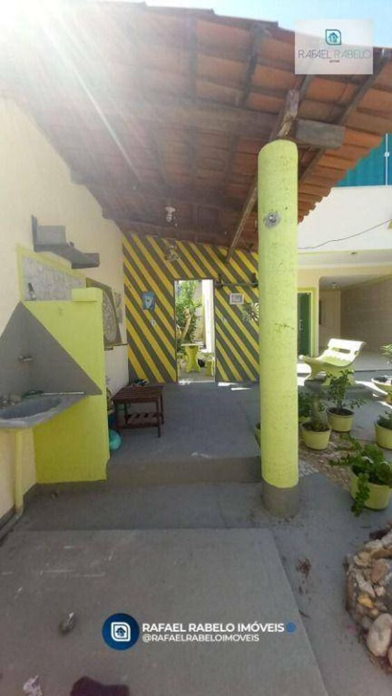 Casa, 4 quartos, 186 m² - Foto 1