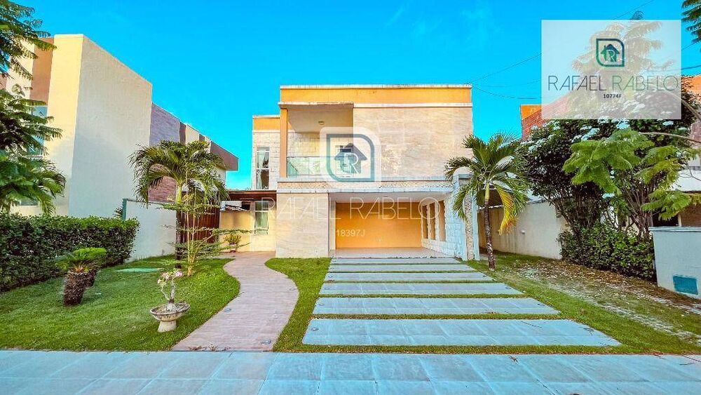 Casa de Condomínio à venda com 4 quartos, 320m² - Foto 1
