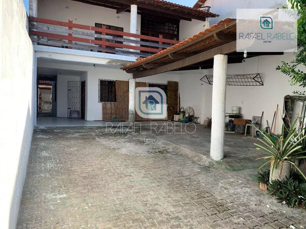 Casa à venda com 5 quartos, 298m² - Foto 3