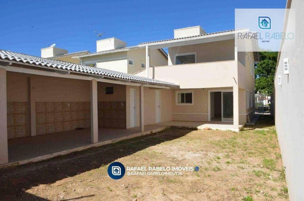 Casa de Condomínio à venda com 4 quartos, 240m² - Foto 4