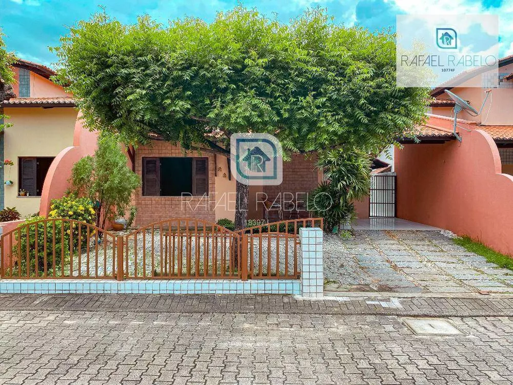 Casa de Condomínio à venda com 3 quartos, 121m² - Foto 1