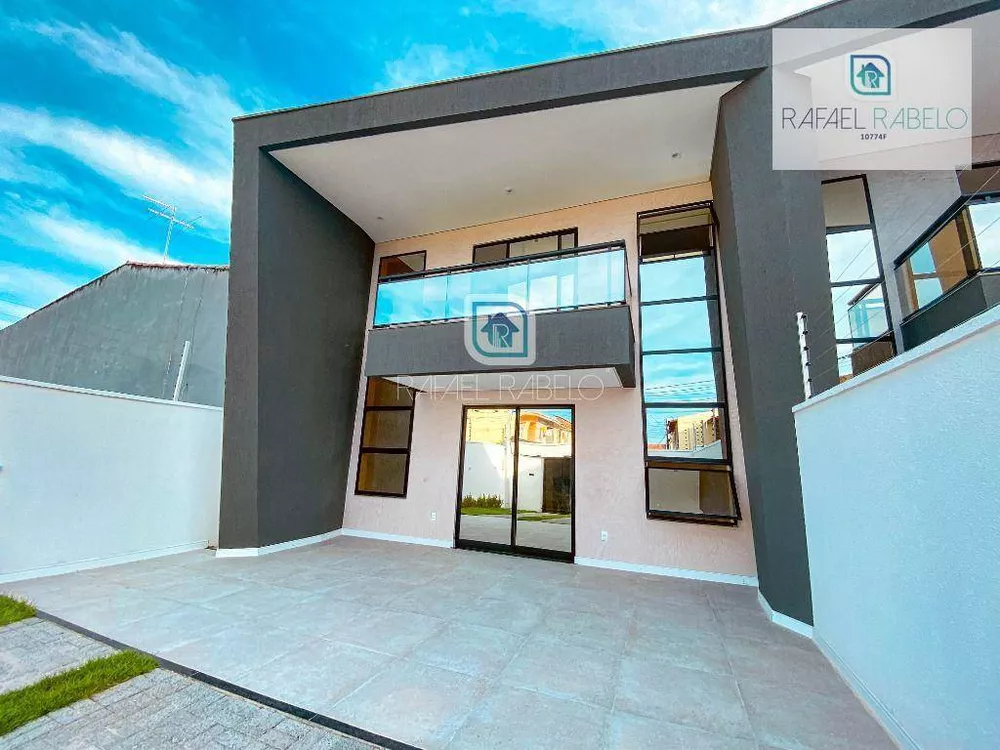 Casa à venda com 4 quartos, 164m² - Foto 1