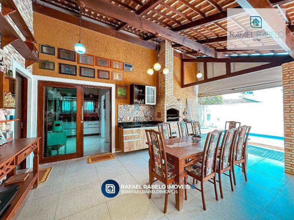Casa de Condomínio à venda com 3 quartos, 249m² - Foto 3