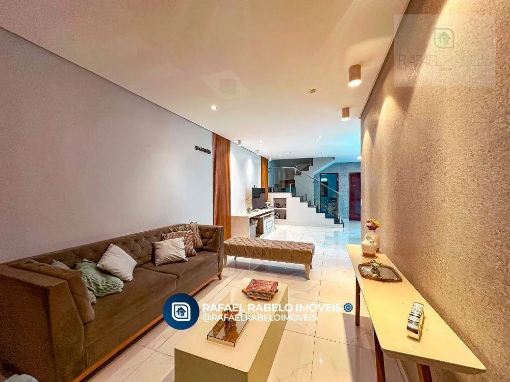 Casa, 3 quartos, 228 m² - Foto 2