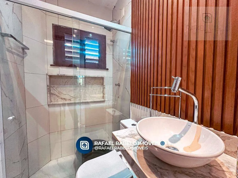 Casa, 3 quartos, 228 m² - Foto 2