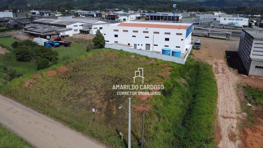 Terreno, 1700 m² - Foto 1