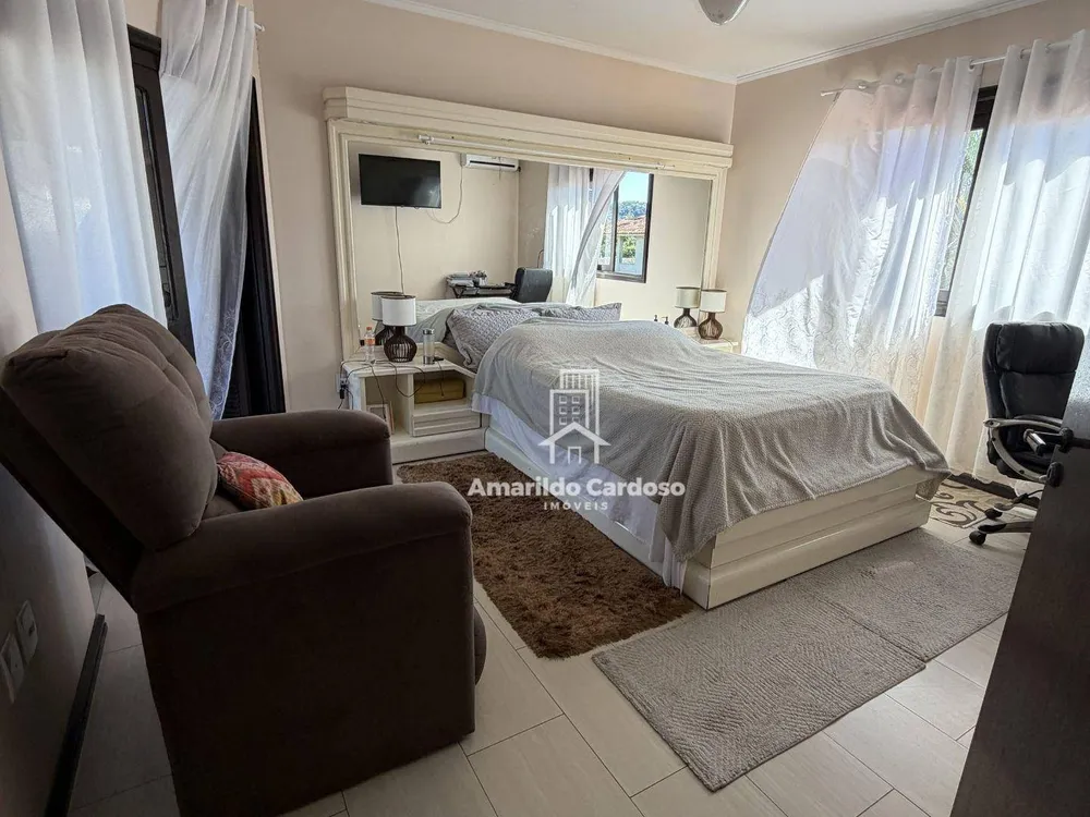 Casa, 3 quartos, 260 m² - Foto 7