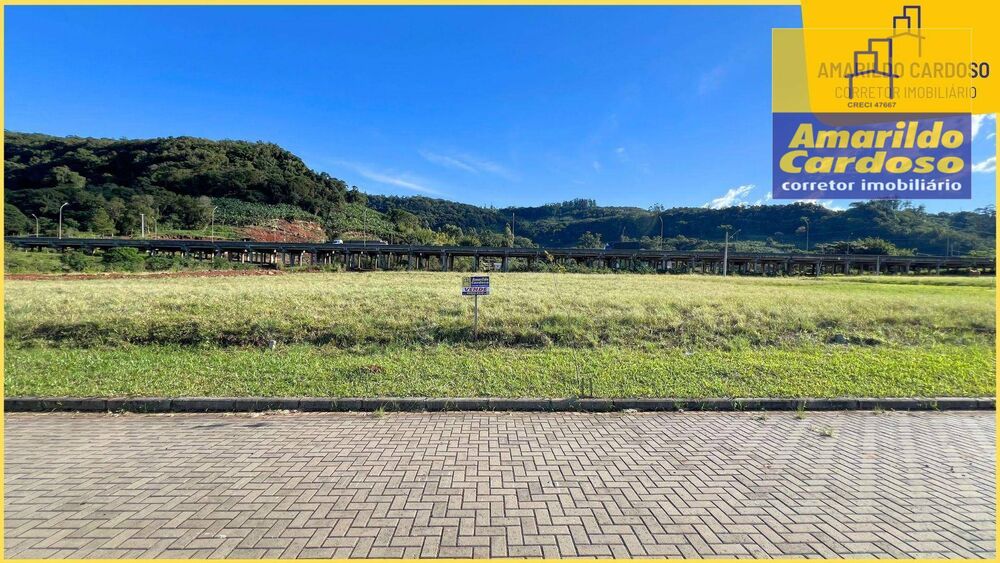 Loteamento e Condomínio, 300 m² - Foto 1