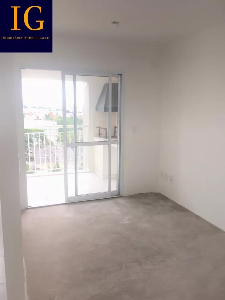 Apartamento à venda com 3 quartos, 70m² - Foto 2