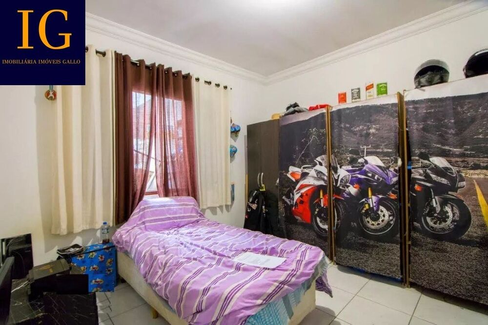Casa à venda com 4 quartos, 224m² - Foto 15