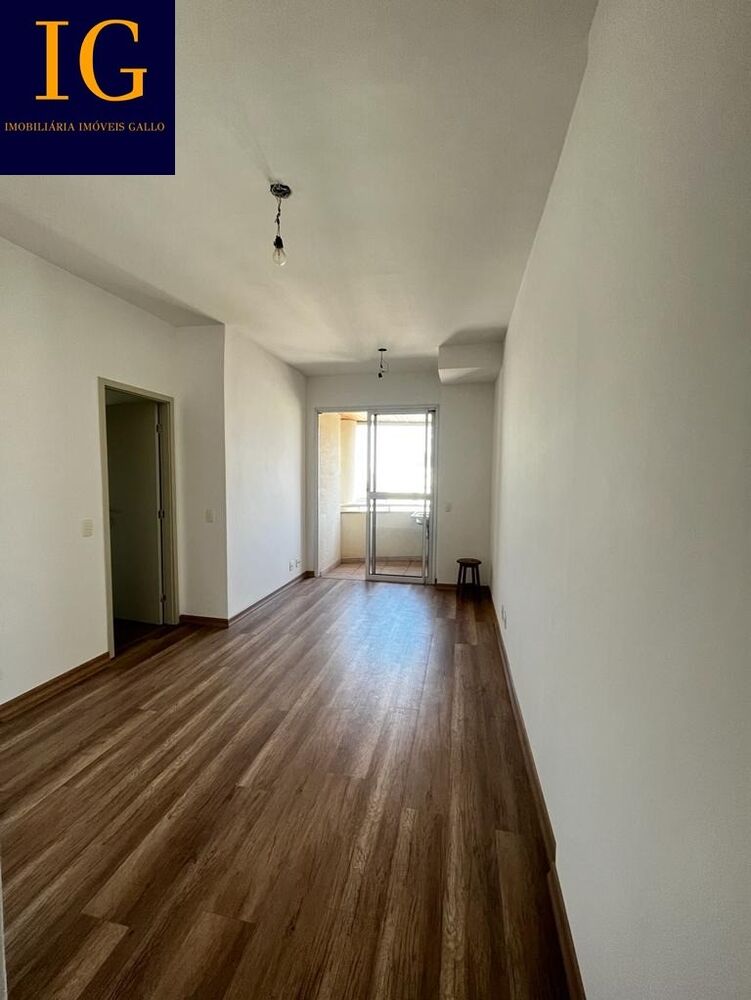 Apartamento à venda com 3 quartos, 60m² - Foto 3