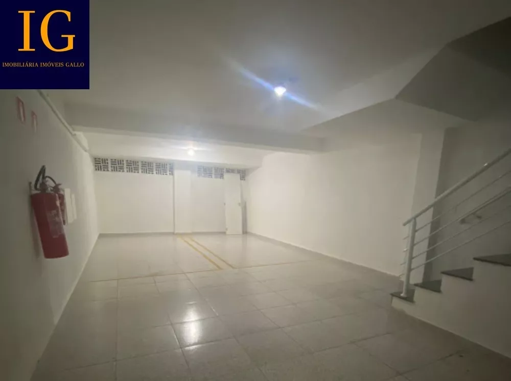 Apartamento à venda com 3 quartos, 137m² - Foto 2