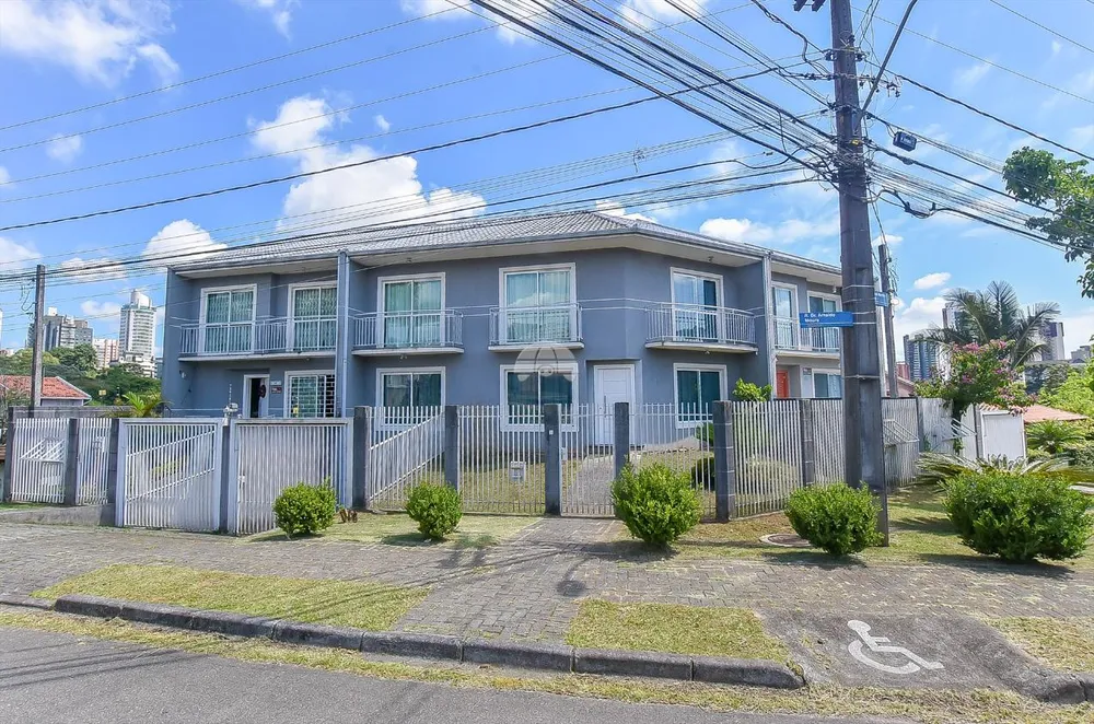 Sobrado, 3 quartos, 224 m² - Foto 1
