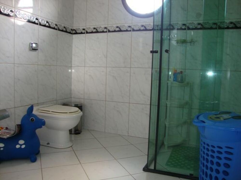 Casa, 5 quartos, 277 m² - Foto 2