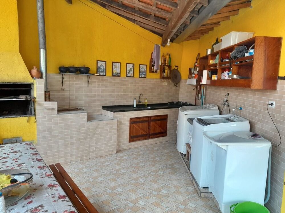 Chácara à venda com 4 quartos, 1500m² - Foto 10