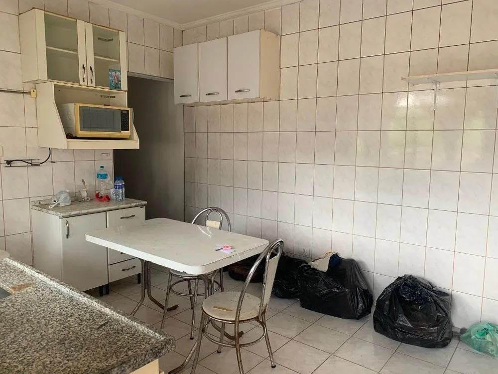 Casa, 2 quartos, 220 m² - Foto 1