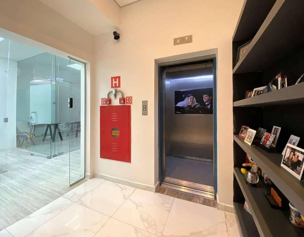 Prédio Inteiro, 1566 m² - Foto 1