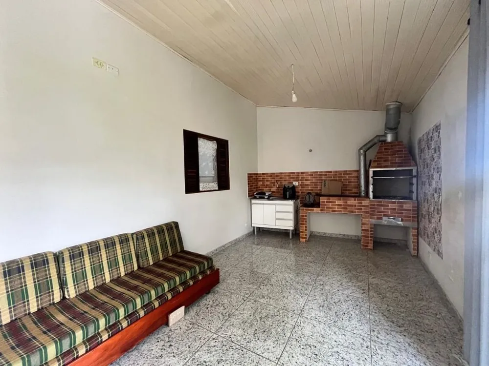 Casa, 3 quartos, 196 m² - Foto 3