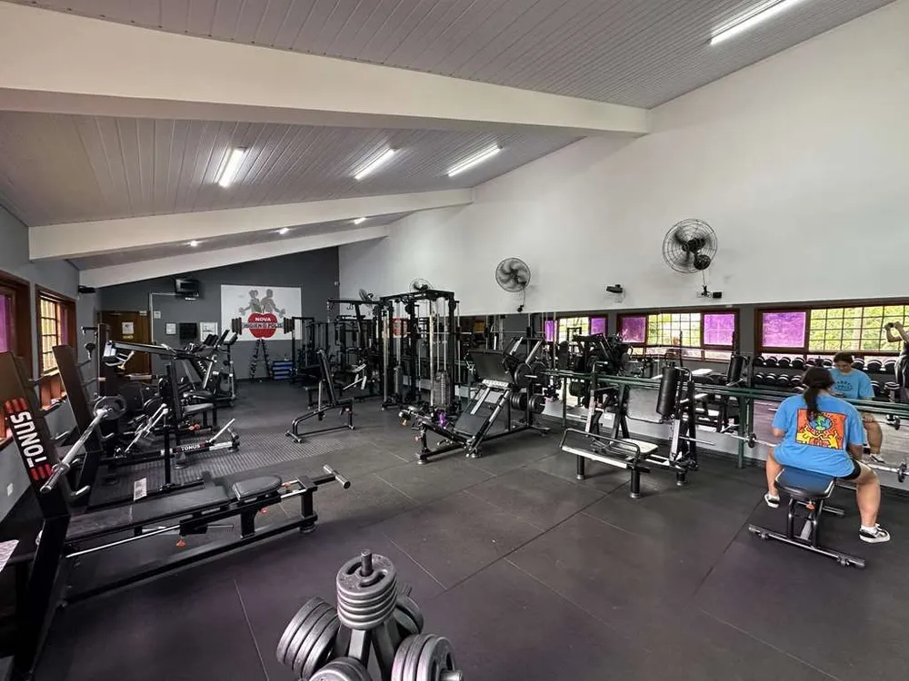 Loteamento e Condomínio, 600 m² - Foto 1