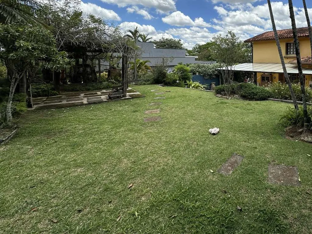 Loteamento e Condomínio, 600 m² - Foto 1