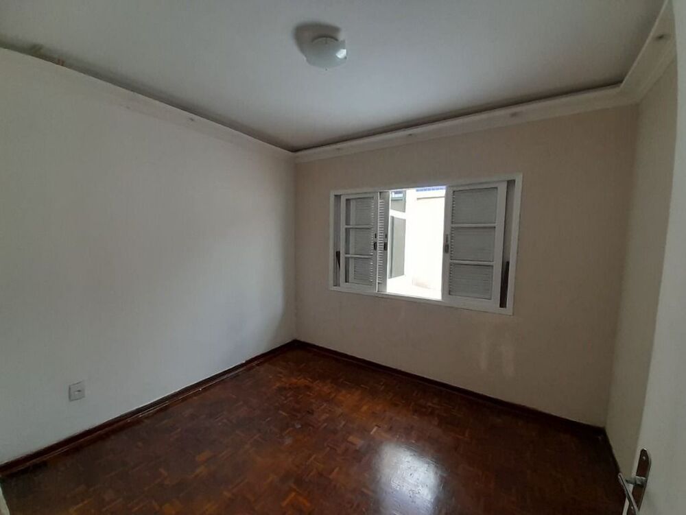 Casa, 3 quartos, 151 m² - Foto 2
