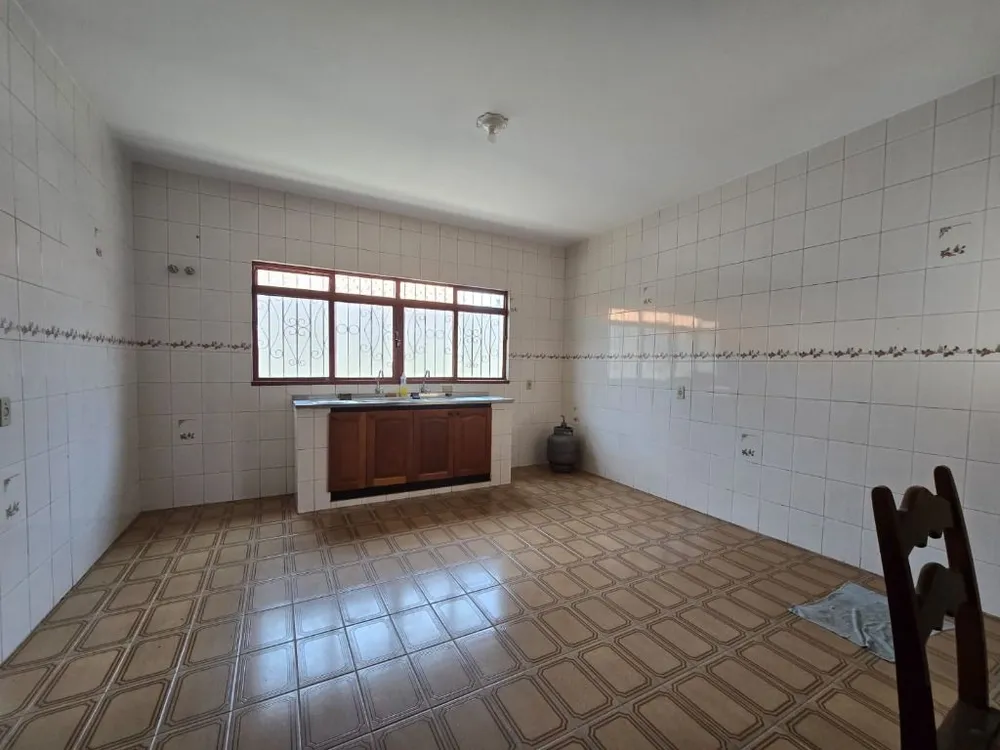 Casa, 4 quartos, 220 m² - Foto 27