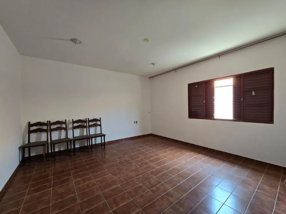 Casa, 4 quartos, 220 m² - Foto 24