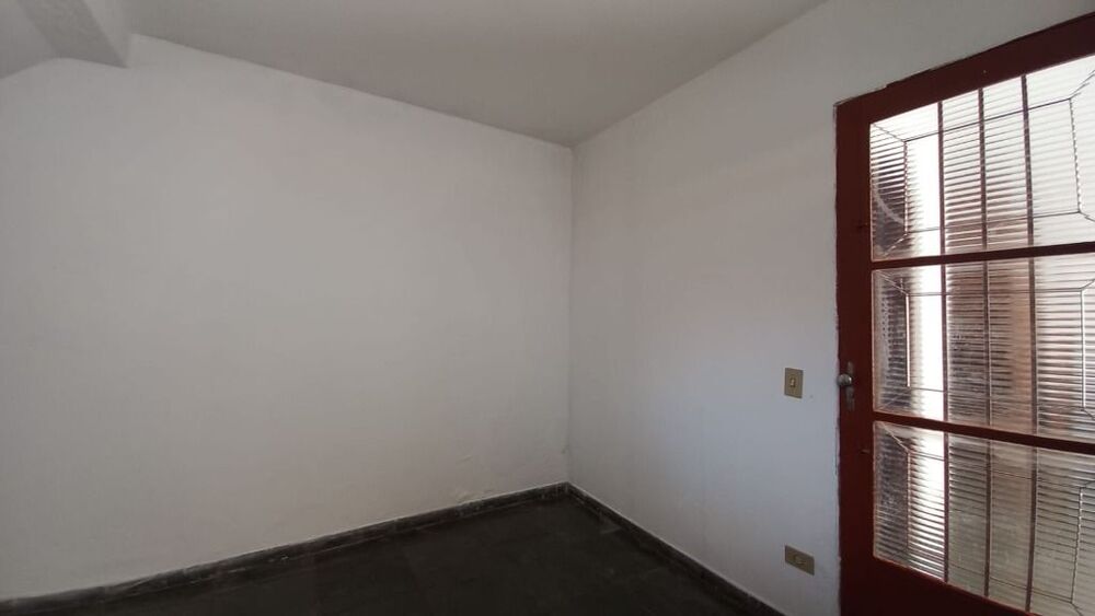 Casa, 4 quartos, 220 m² - Foto 3