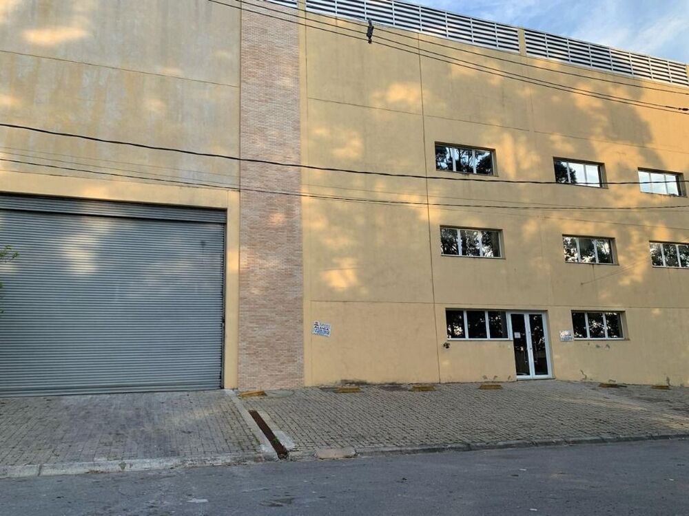 Depósito-Galpão, 1050 m² - Foto 1