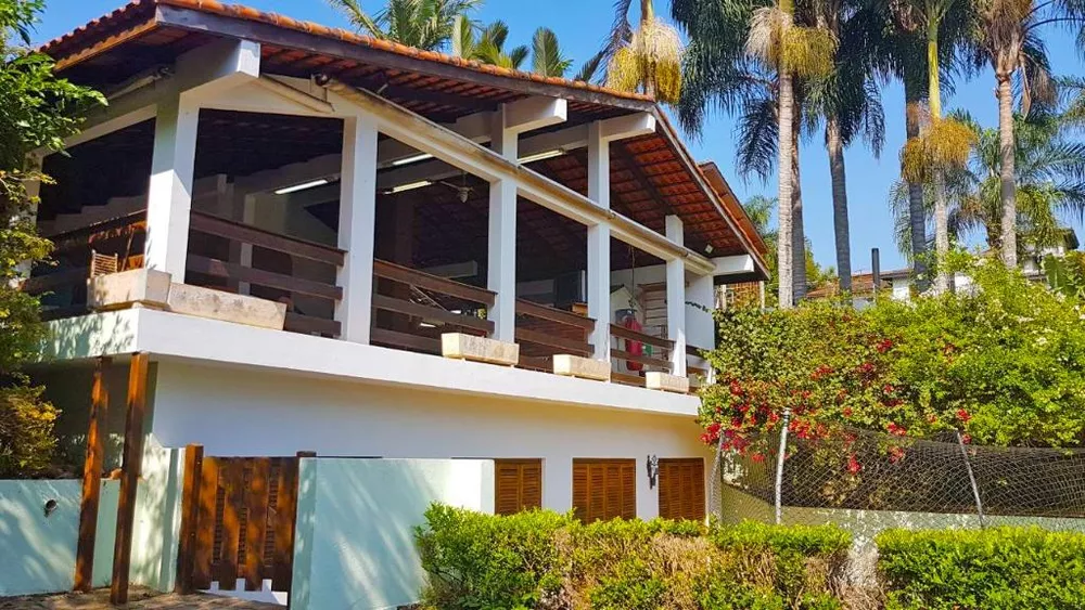 Casa de Condomínio à venda com 4 quartos, 450m² - Foto 1