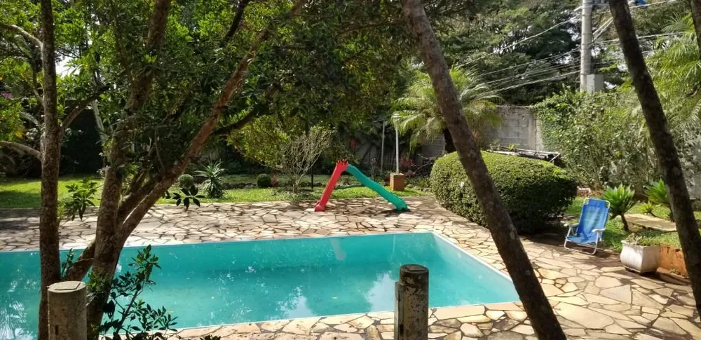Chácara, 3 quartos, 1140 m² - Foto 2