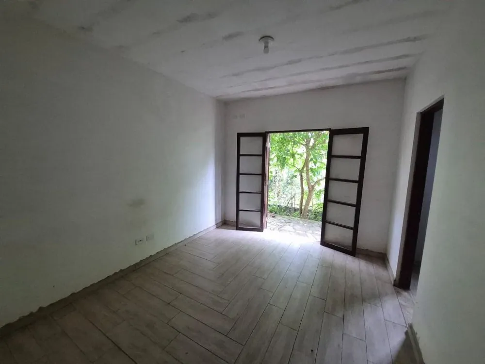 Chácara, 3 quartos, 1028 m² - Foto 3