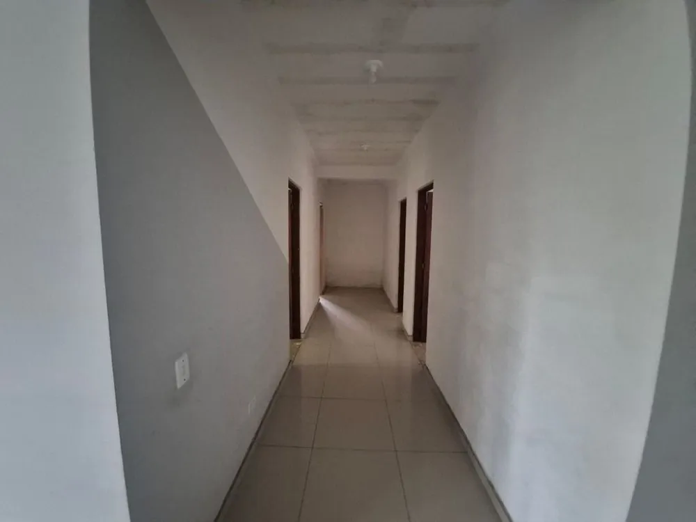 Chácara, 3 quartos, 1028 m² - Foto 1
