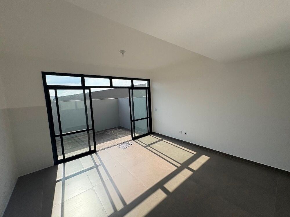 Casa, 2 quartos, 200 m² - Foto 1