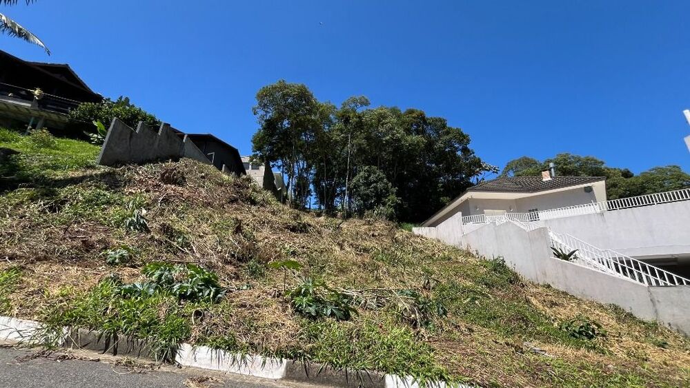 Loteamento e Condomínio, 707 m² - Foto 1