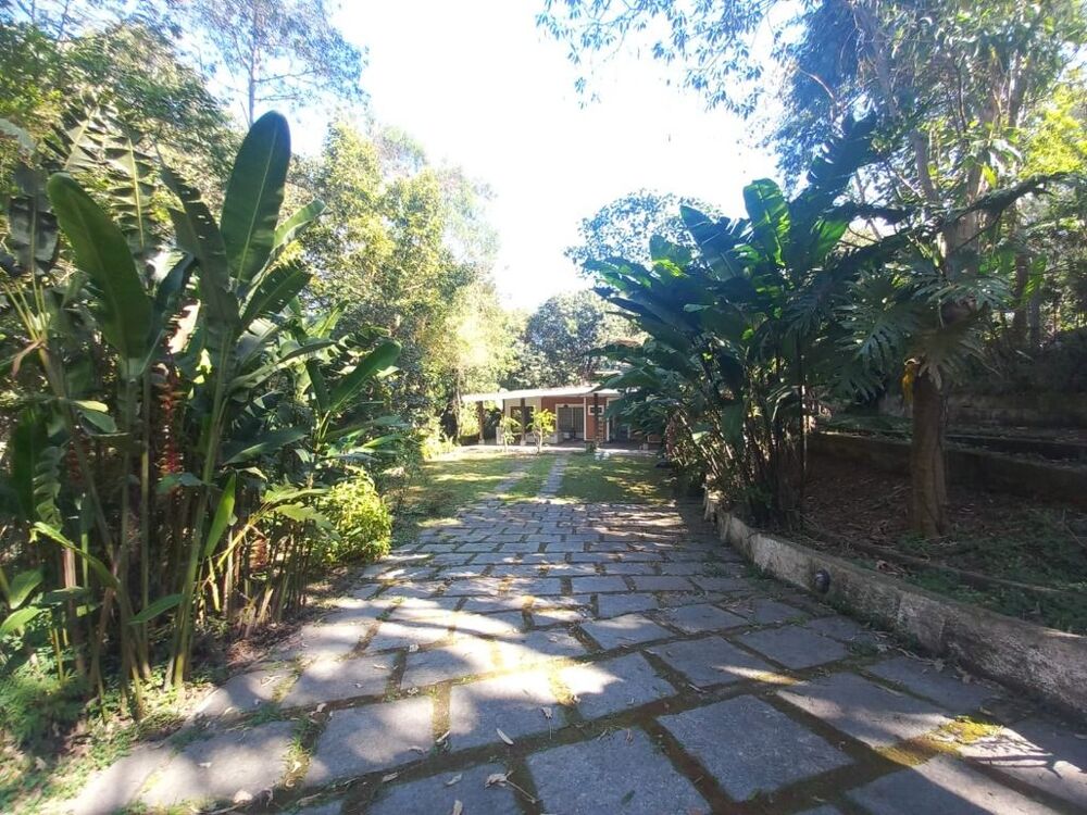 Casa de Condomínio à venda e aluguel com 3 quartos, 200m² - Foto 3