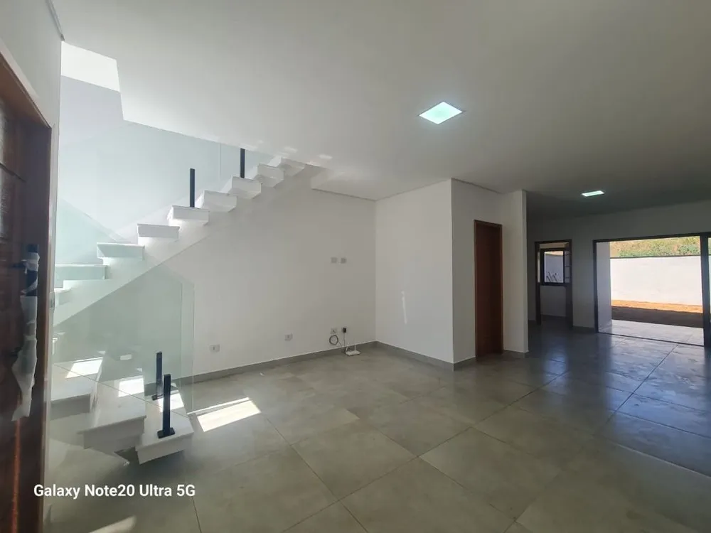 Casa, 3 quartos, 121 m² - Foto 1