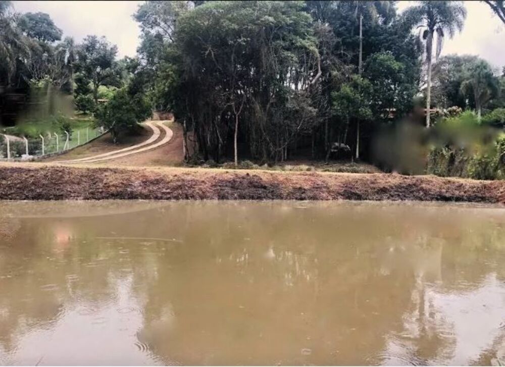 Chácara, 2 quartos, 2700 m² - Foto 1